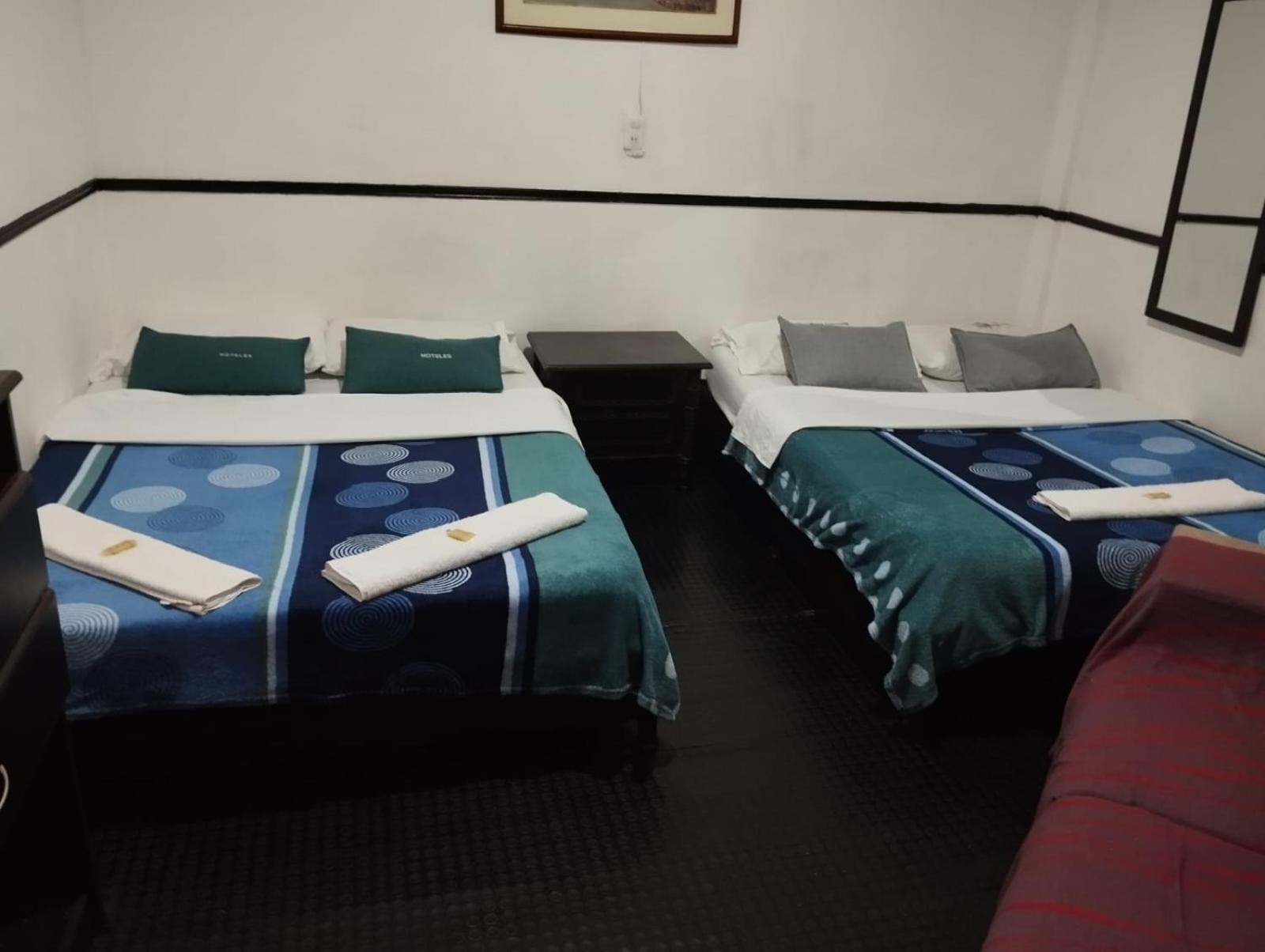 Hotel Colonial Armenia Ro Kültér fotó