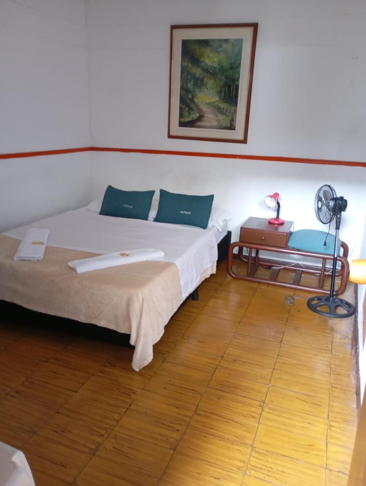 Hotel Colonial Armenia Ro Kültér fotó